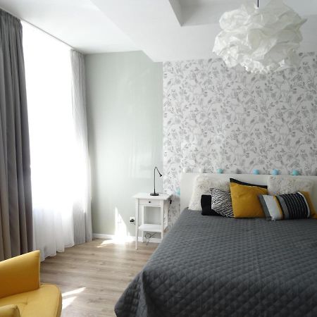 Apartament Pod Papugami Kolobrzeg-Podczele Exteriör bild